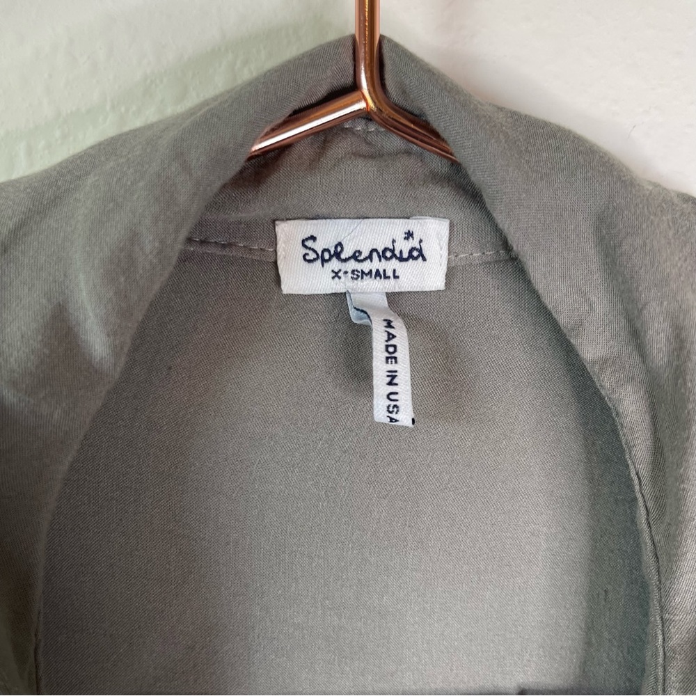 Splendid Long Sleeve Gray Button-Down Collared Bl… - image 6